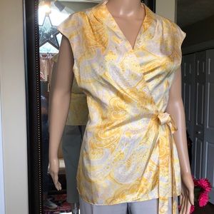 Lilly Pulitzer Lemon Gold Silk Wrap S10